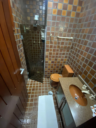 Bathroom 4, Ponta dos Corais, Guarujá