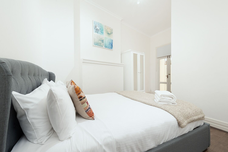 Bedroom 2, Stunning Sydney Home 2, Sydney