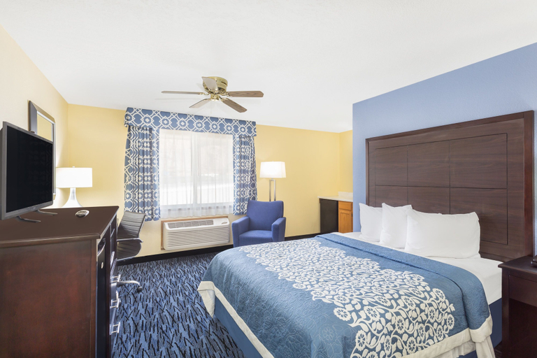 Bedroom 3, Days Inn by Wyndham Moab, Grand