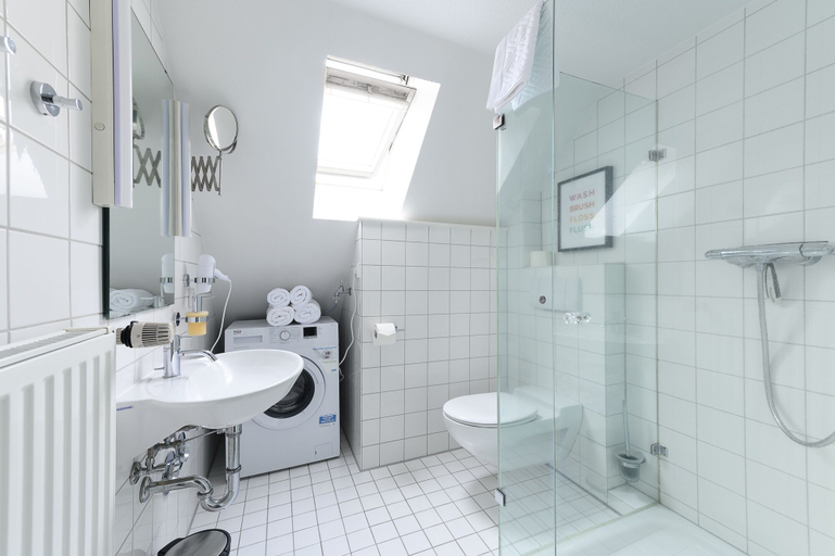 Bathroom 3, Altstadt Apartments Verden - Andreasstraße, Verden