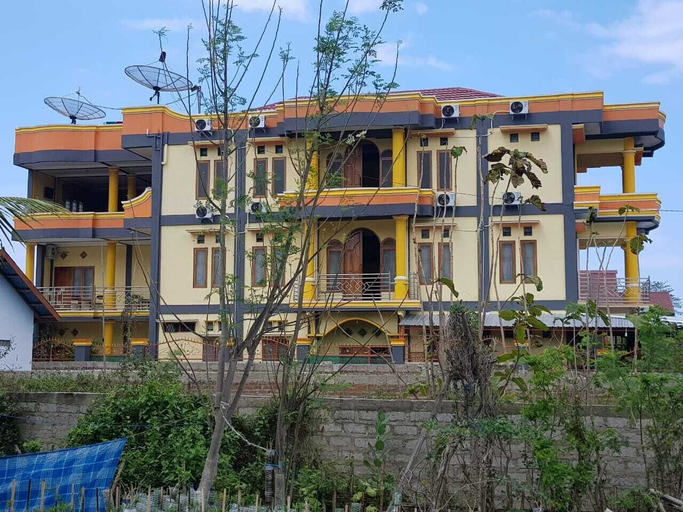 Exterior & Views 2, Fifawind Hotel, West Manggarai