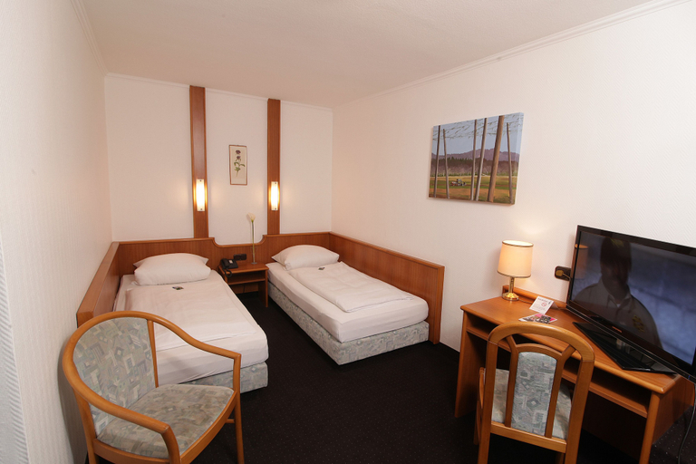 Bedroom 4, Hotel und Gasthof Ritter St. Georg, Erlangen