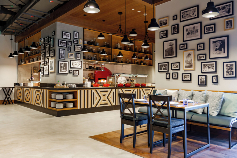 Food & Drinks 5, The Townhouses The Pearl, Doha