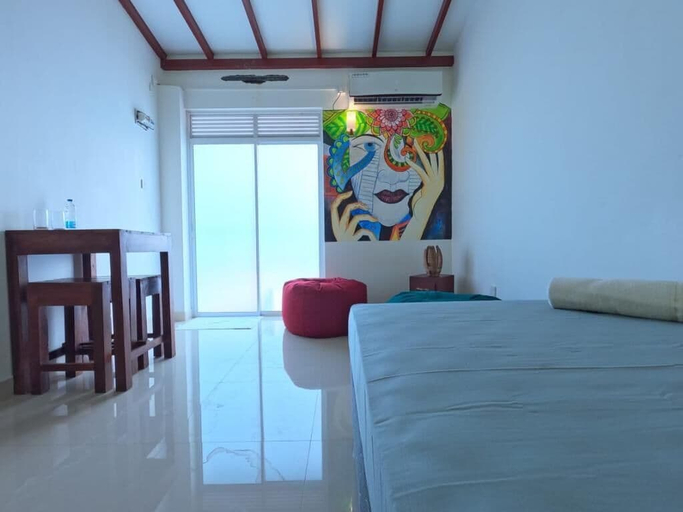 Bedroom 3, Unwind Restaurant & Hostel, Katana