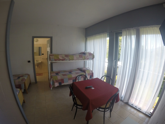 Bedroom 3, Campeggio Paradiso, Como