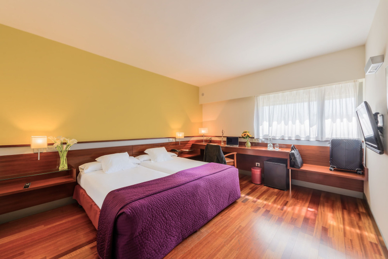 Bedroom 3, Hostal Porcel Torrejón, Madrid