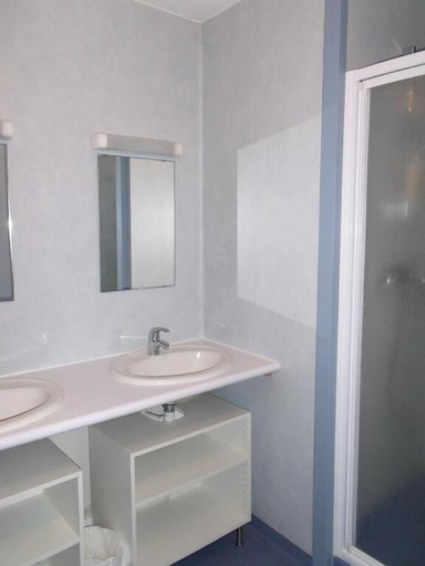 Bathroom 4, Village Vacances Le Junka, Landes