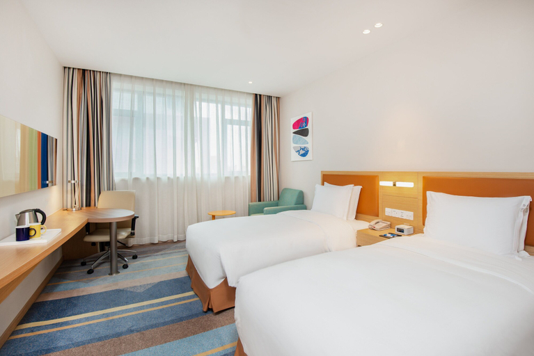 Bedroom 3, Holiday Inn Express SHANGHAI ZHENPING by IHG, Shanghai