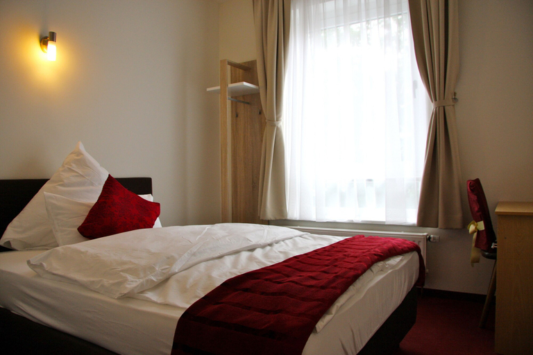 Bedroom 2, Hotel Gemini, Düsseldorf