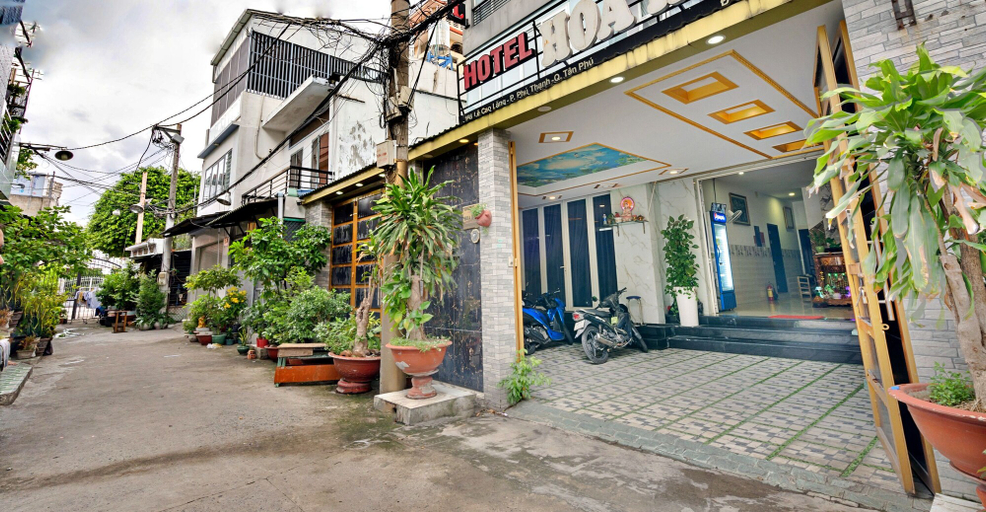Exterior & Views, HANZ Hoa Hong Hotel, Tan Phu