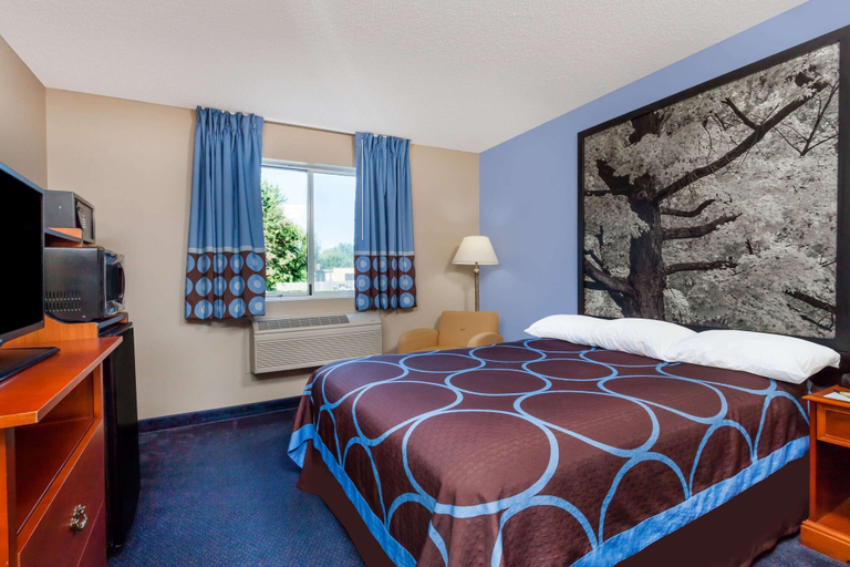 Bedroom 3, Super 8 by Wyndham Adrian, Lenawee