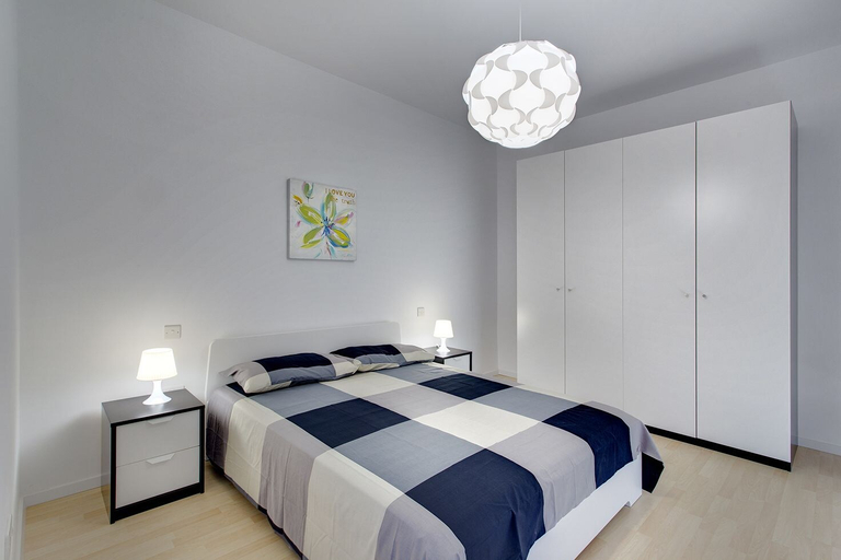 Bedroom 3, Stunning Seaview Apartment, Wifi