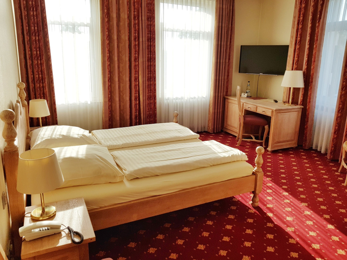 Bedroom 3, Hotel Kronprinz, Minden-Lübbecke