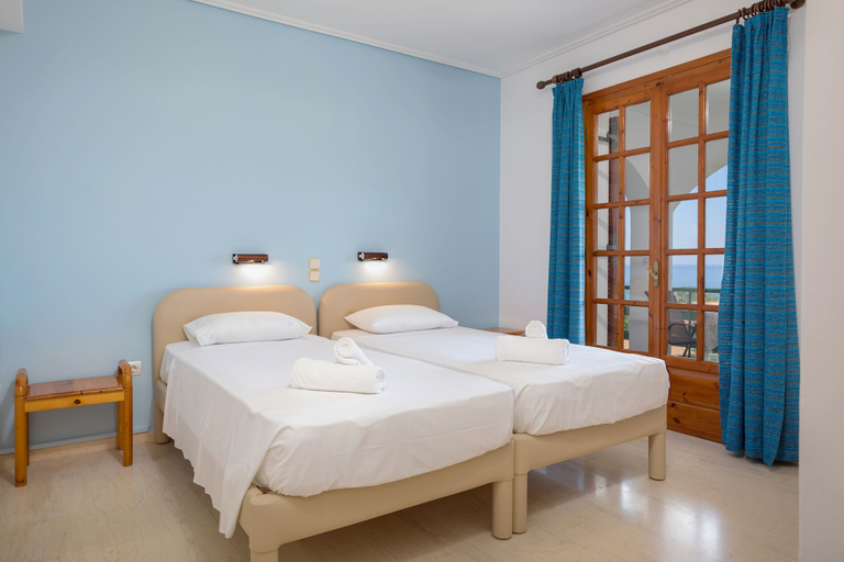 Bedroom 5, Vallia's Apartments, Ionian Islands
