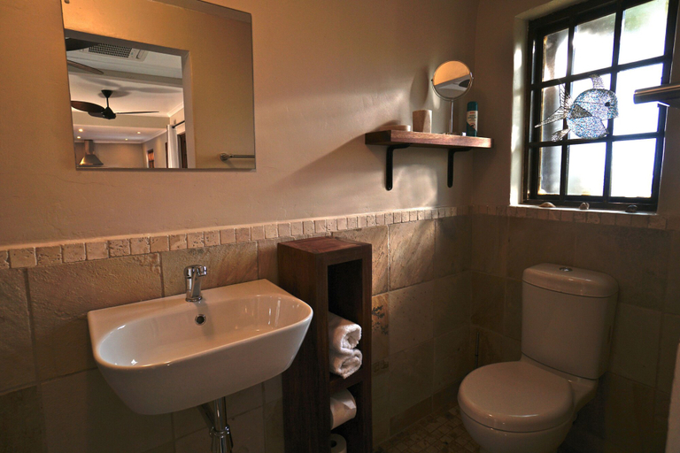 Bathroom 4, Villa La Mercy Guest Suite, eThekwini