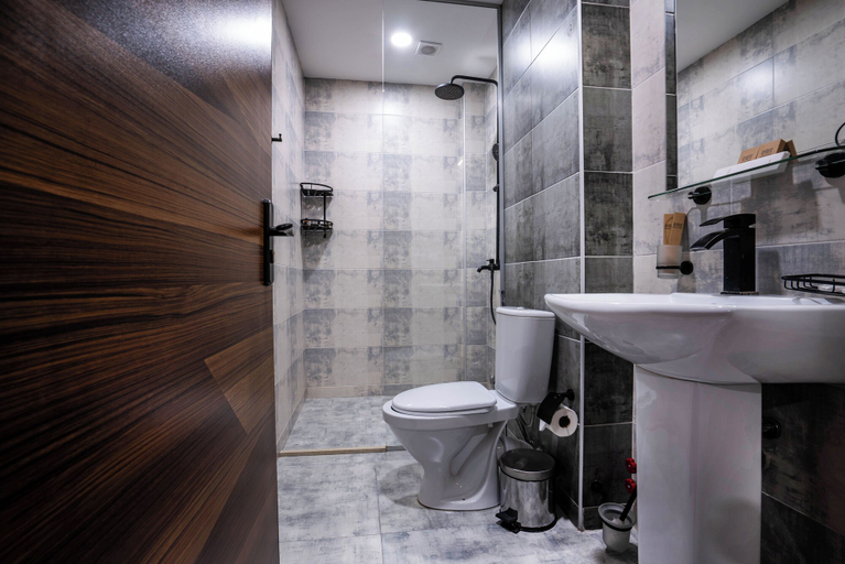 Bathroom 5, Bakuriani Inn, Borjomi