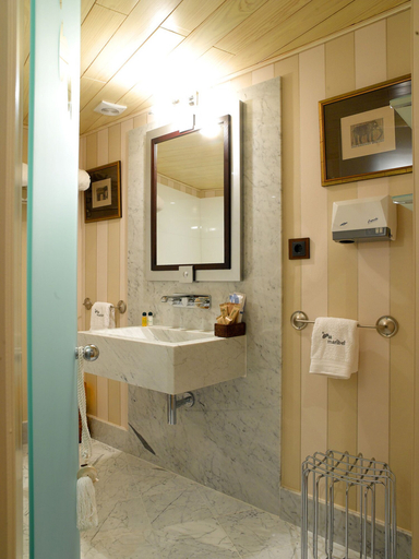 Bathroom 4, Hotel Boutique Maribel, Huesca