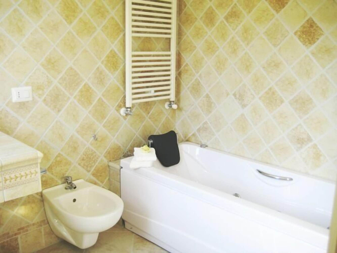 Bathroom 3, Villa Colle di Rocco, Perugia