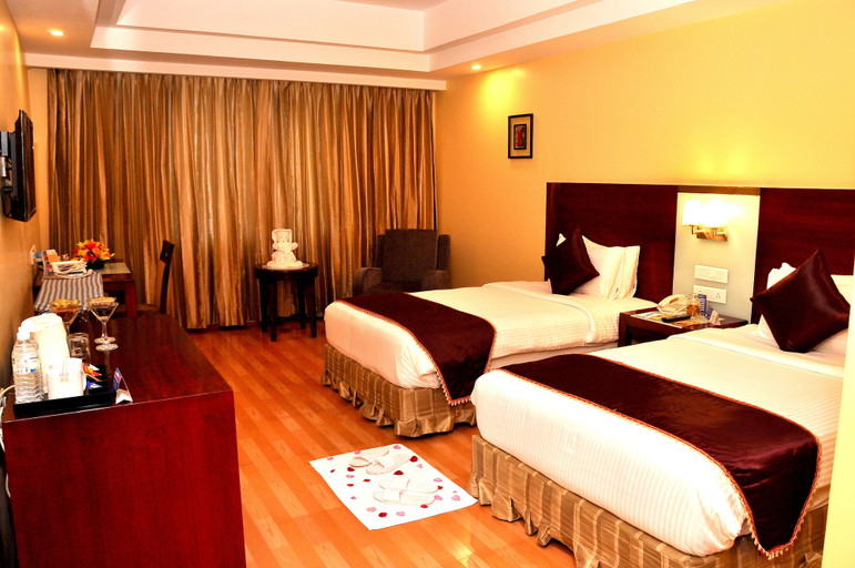Bedroom 2, Gokulam Park Sabari OMR Hotel, Kancheepuram