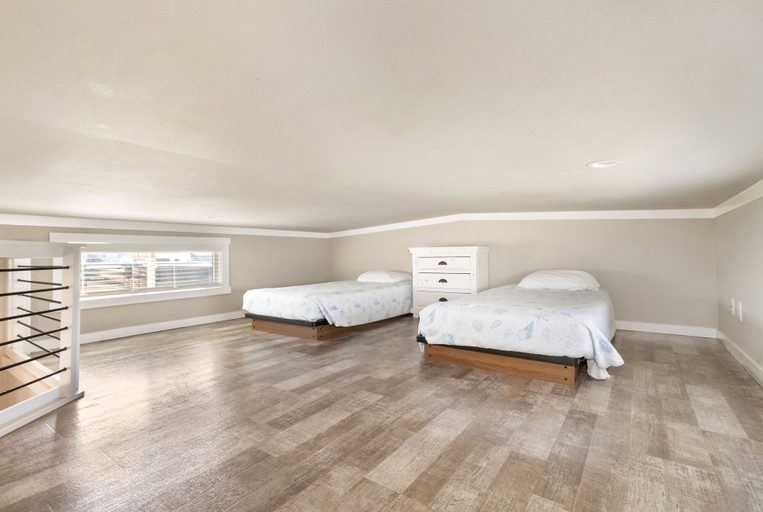 Bedroom 4, Tropic Island Resort, Nueces