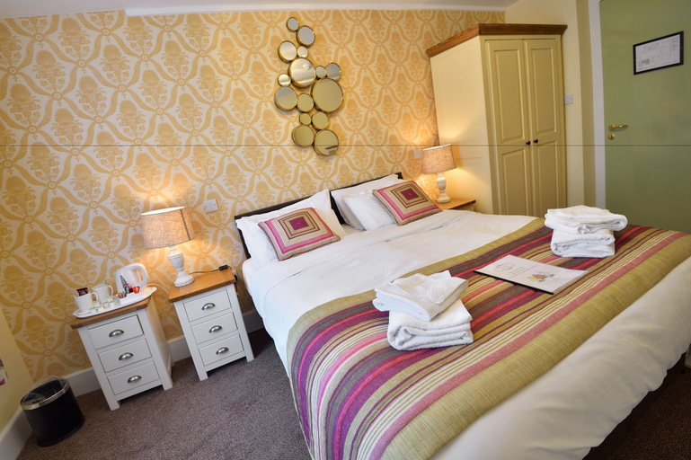 Bedroom 3, The Crown Hotel, East Sussex