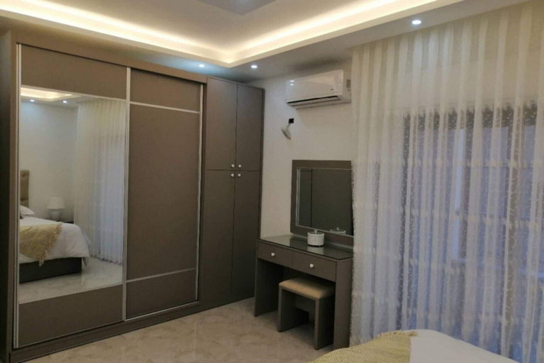 Bedroom 3, Amazing one Bedroom Apartment in Amman,elwebdah 8, Wadi Essier