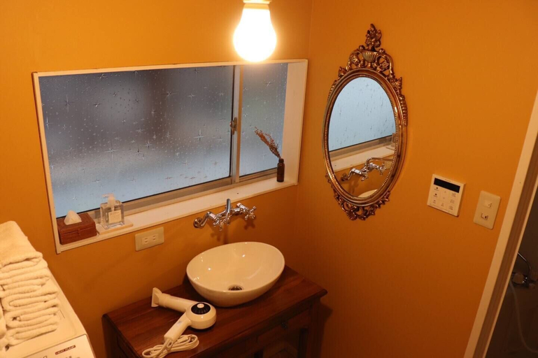 Bathroom 3, TSUDOYA Tsuruhashi, Osaka