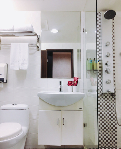 Bathroom 5, Talmud Hotel Gongyuan, Taichung
