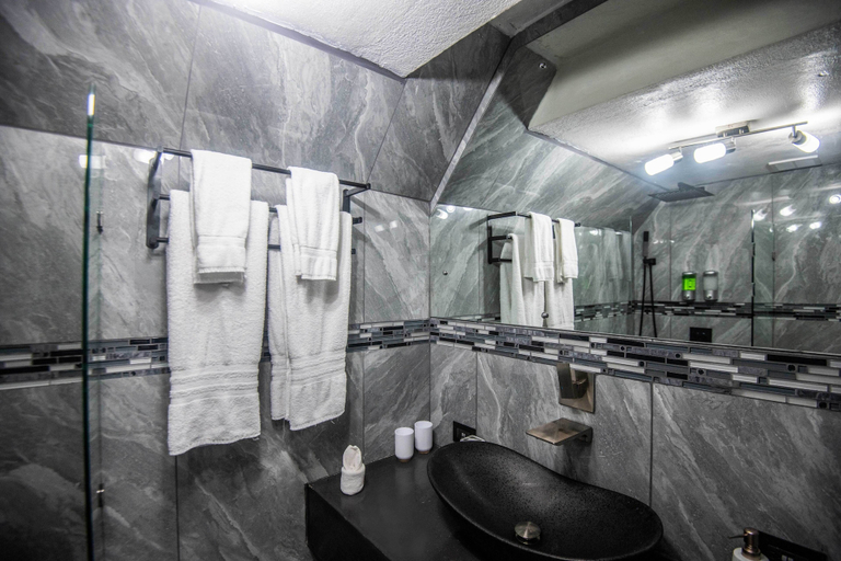 Bathroom 4, Villa Roca Boutique Resort & Suites-ADULT ONLY, Aguirre