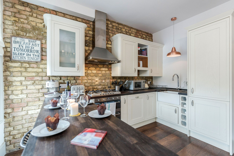 Others 5, Vauxhall Park Views - 2 Bed Flat by BaseToGo, London