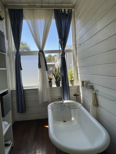 Bathroom 9