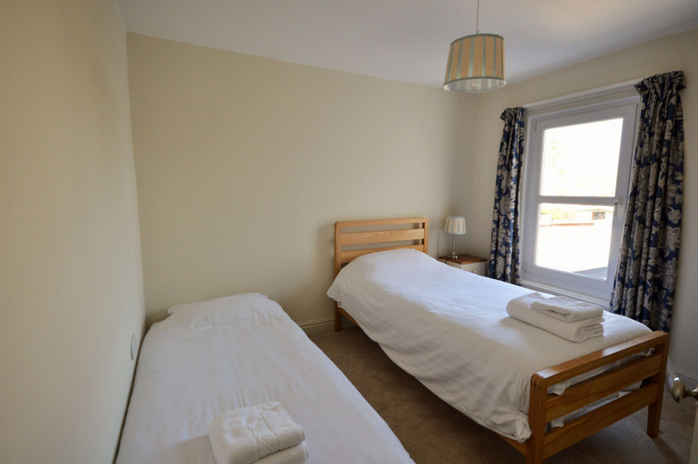 Bedroom 2, Sands Cottage, Isle of Wight