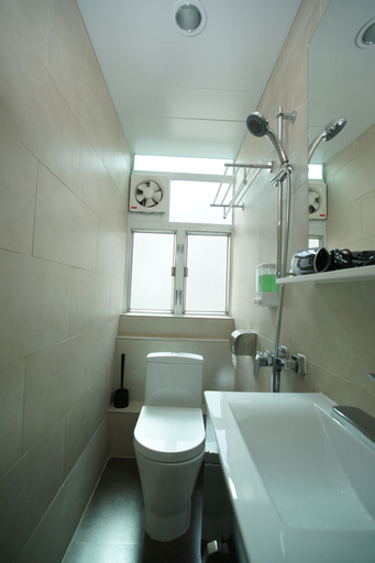 Bedroom 5, ALOHAS Hostel, Kowloon