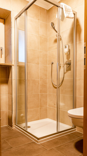 Bathroom 4, B&B Hotel Sonneck, Bolzano