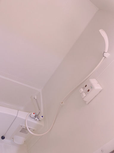 Bathroom 10