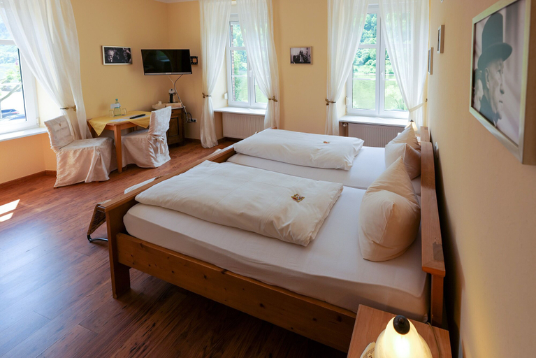 Bedroom 5, Hotel Alte Bürgermeisterei, Cochem-Zell