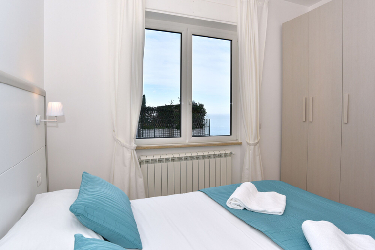 Bedroom 3, La Casa in Piazza, Napoli