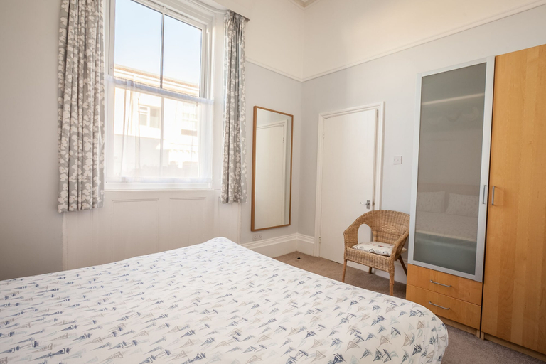 Bedroom 2, Clydesdale Apartments, Torbay