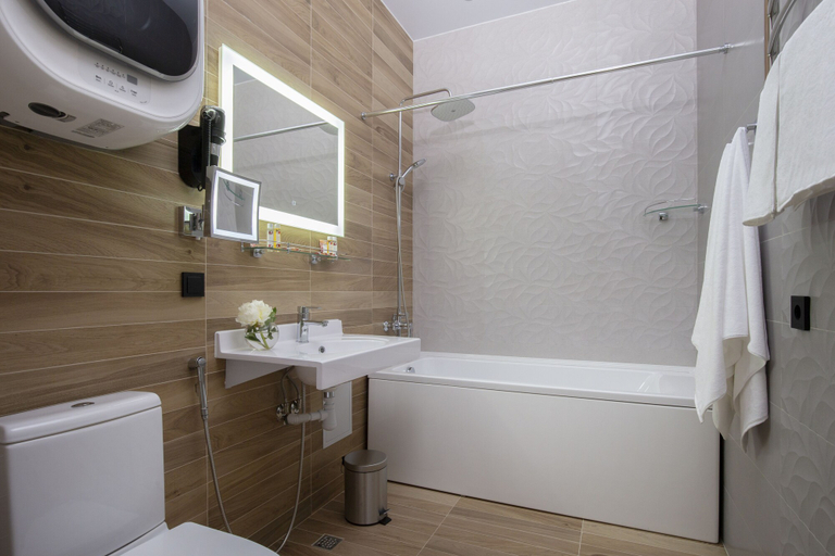 Bathroom 3, Meadow Hotel, Sankt-Peterburg gorsovet