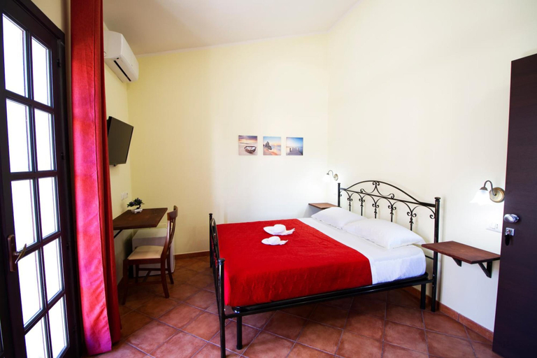 Bedroom 3, Guest House Capitan Libeccio, Vibo Valentia