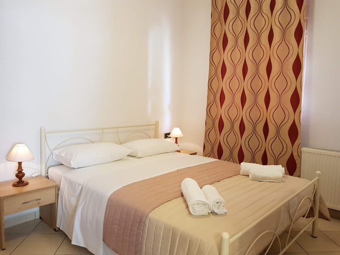 Bedroom 2, Ilia’s Apartment in Chania, Crete