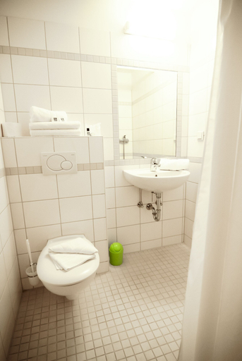 Bathroom 5, Petul Hotel An der Zeche, Essen