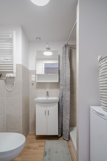 Bathroom 4, RentPlanet - Apartamenty Zarembowicza, Środa Śląska