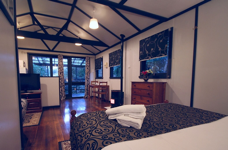 Bedroom 13