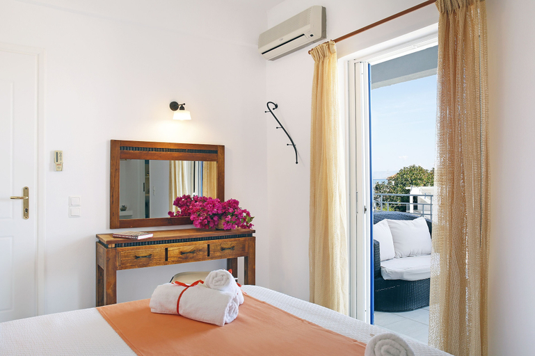 Bedroom 5, Agistri Apartments, Attica