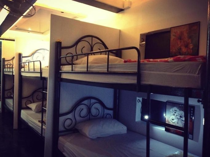 Bedroom 2, At Phangan Hostel, Ko Phangan