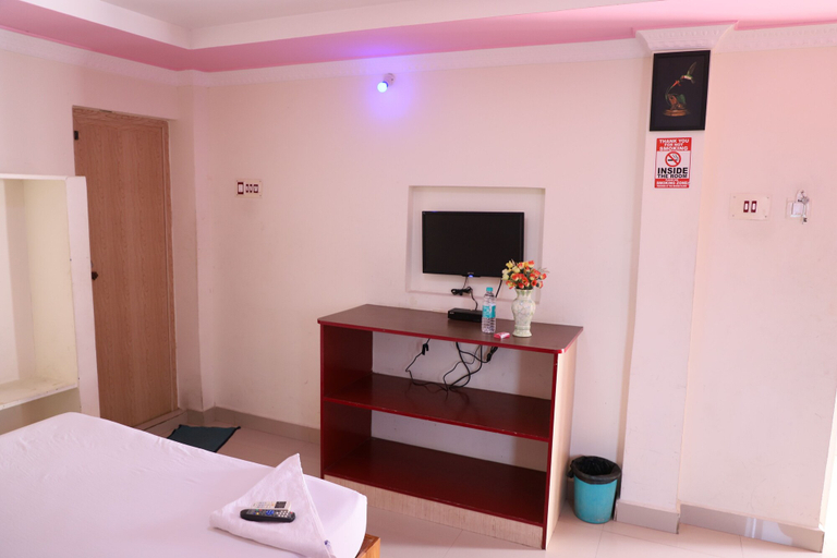 Bedroom 3, Just Guest House, Kancheepuram