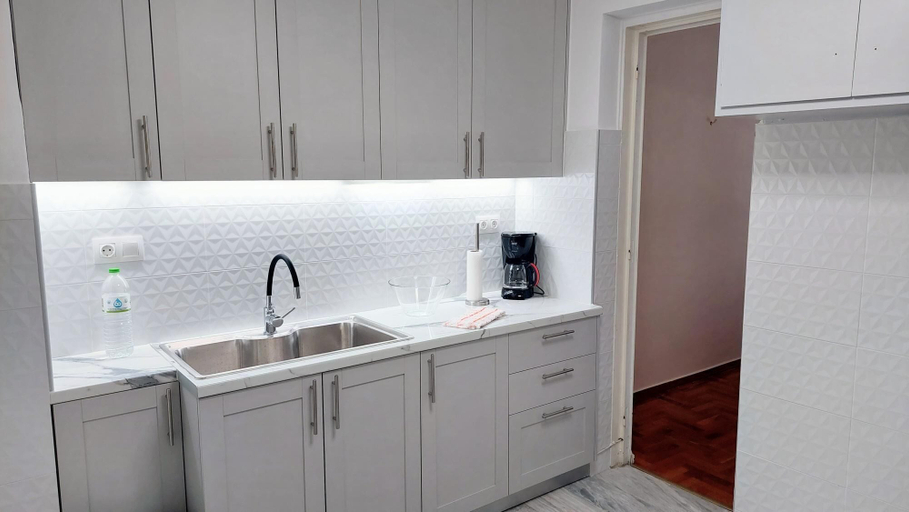 Others 3, Grand Apartment in Acropolis Museum, Attica