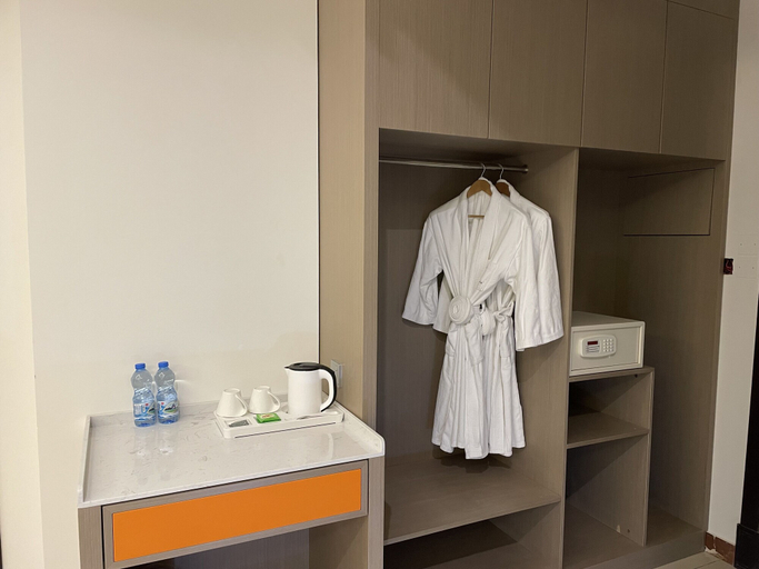 Bathroom 4, Season Inn Hotel, Seeb