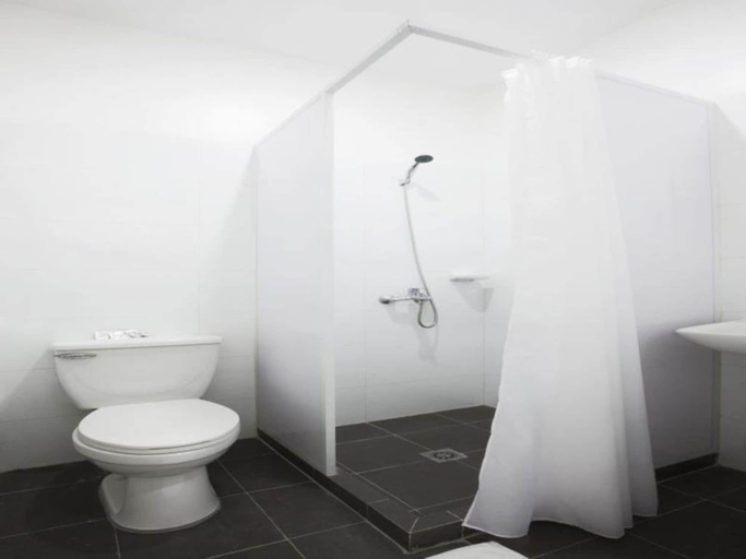 Bathroom 5, Copenhagen East Residences, Mandaue City